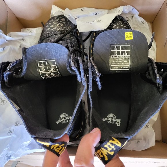 Dr. Martens Wild Croc Sinclair boots - Picture 9 of 16